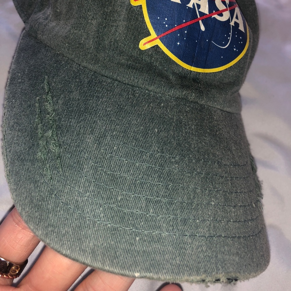 NASA Hat - Picture 2 of 2